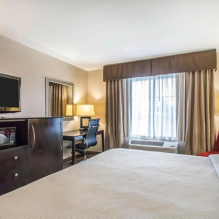 Clarion Inn Elmhurst - Oak Brook Near I-88, I-290, I-294 Εξωτερικό φωτογραφία