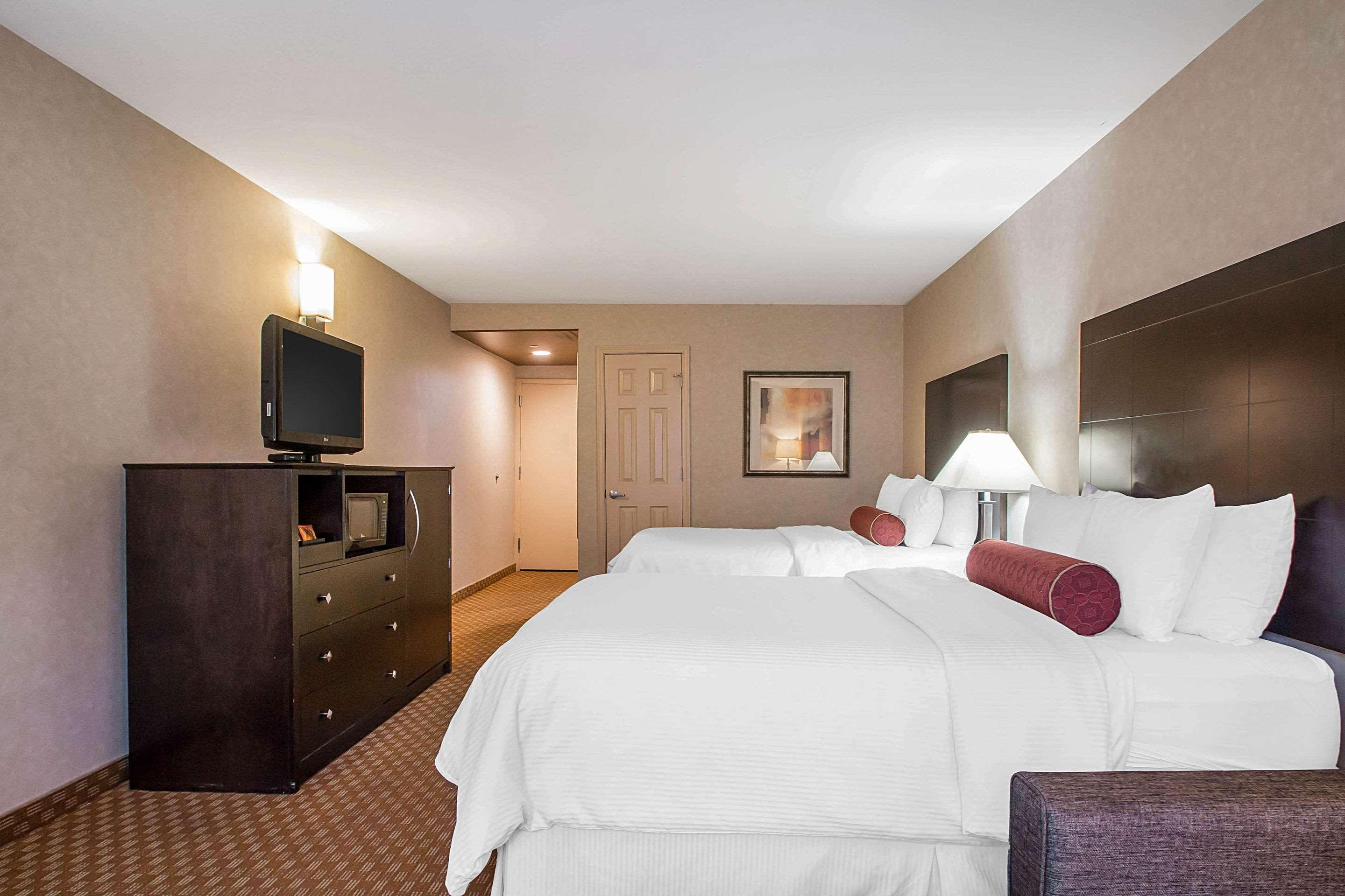Clarion Inn Elmhurst - Oak Brook Near I-88, I-290, I-294 Εξωτερικό φωτογραφία