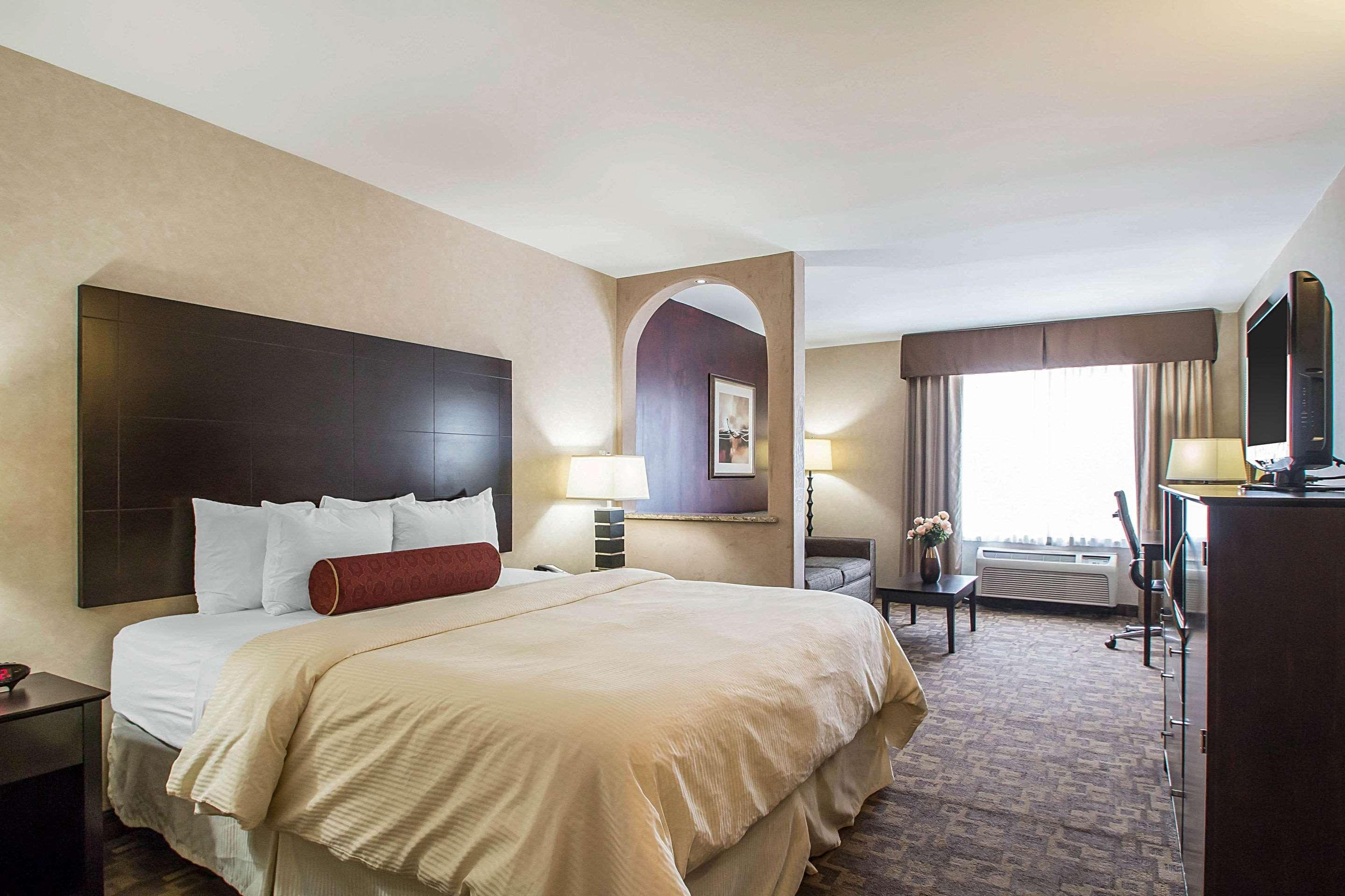 Clarion Inn Elmhurst - Oak Brook Near I-88, I-290, I-294 Εξωτερικό φωτογραφία
