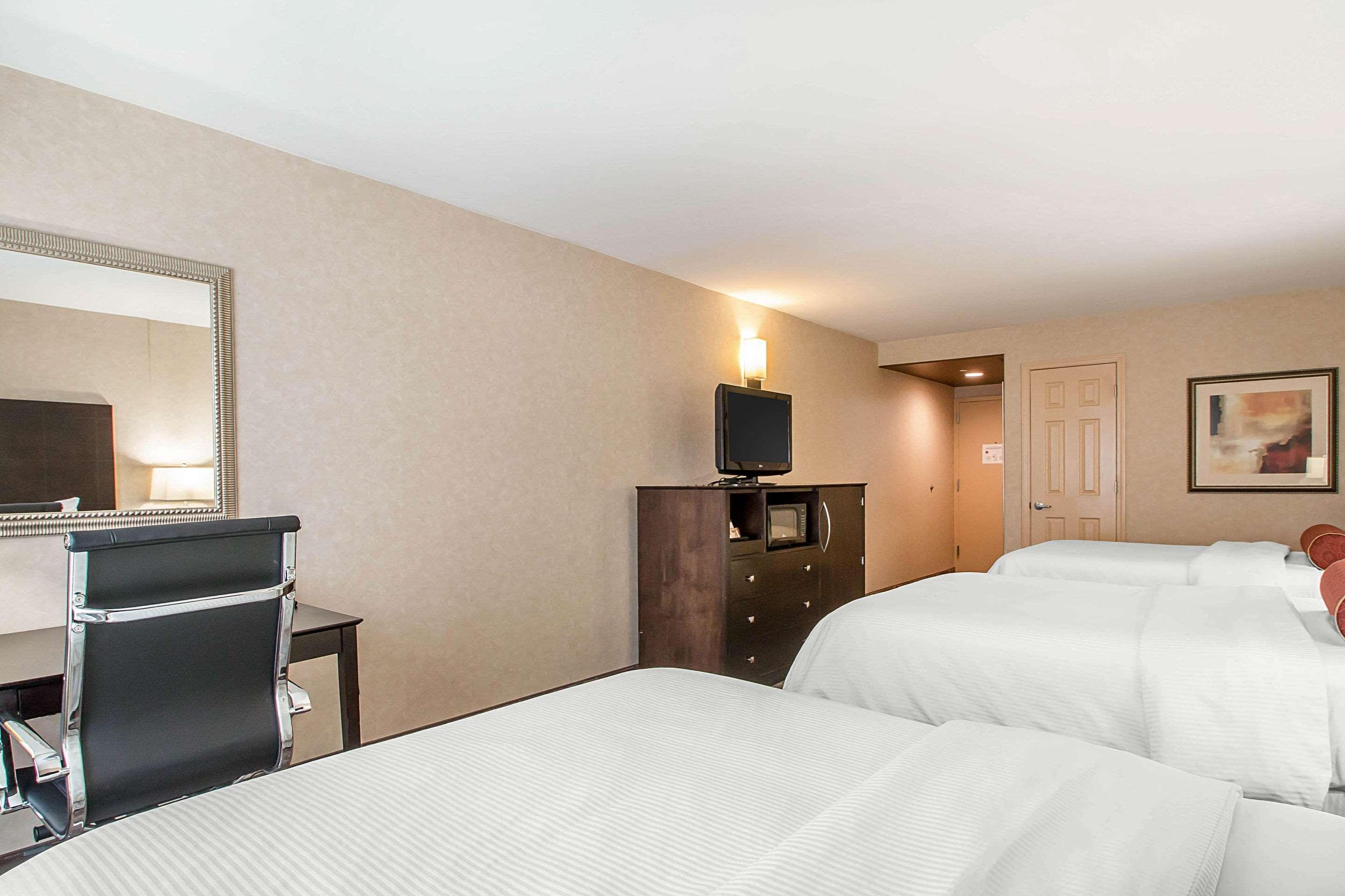 Clarion Inn Elmhurst - Oak Brook Near I-88, I-290, I-294 Εξωτερικό φωτογραφία
