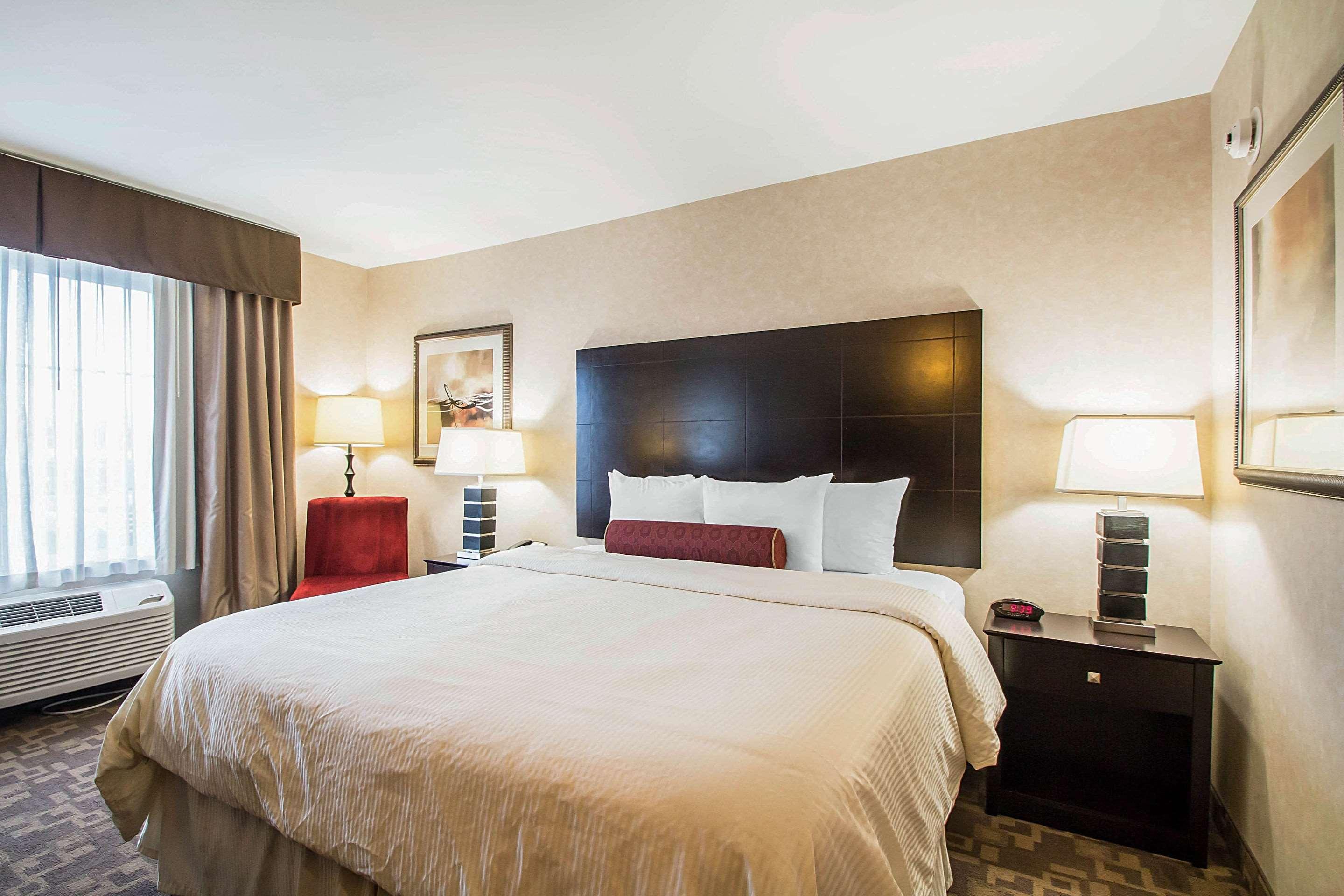 Clarion Inn Elmhurst - Oak Brook Near I-88, I-290, I-294 Εξωτερικό φωτογραφία