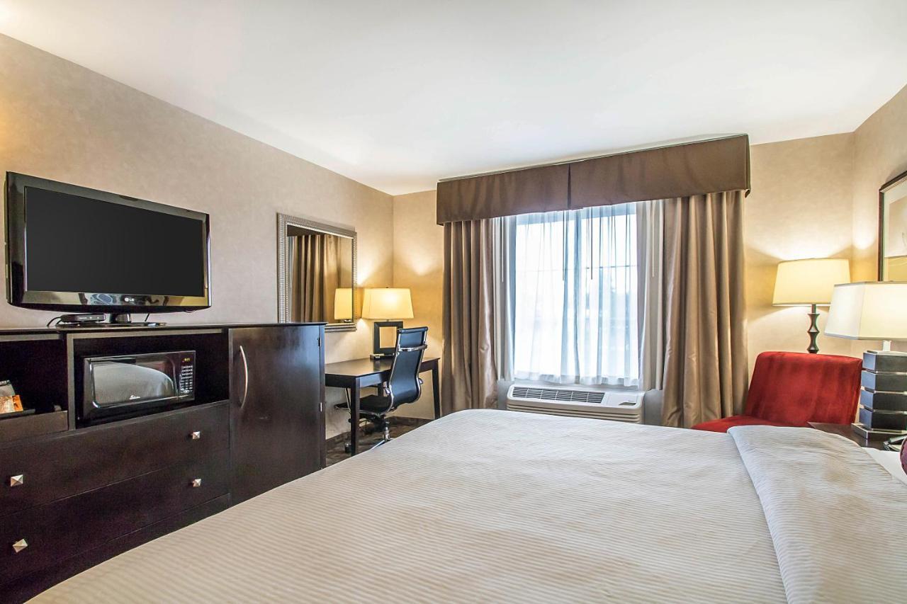Clarion Inn Elmhurst - Oak Brook Near I-88, I-290, I-294 Εξωτερικό φωτογραφία